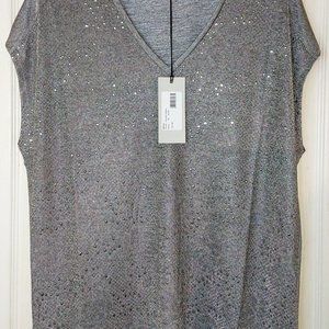 👕 Upgrade your style with the bold and stylish EVA KAYAN HOT63 Stud Silver